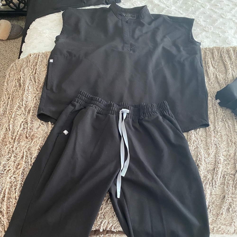 FIGS Scrubs